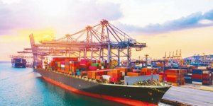 Dış ticaret açığında rekor düşüş