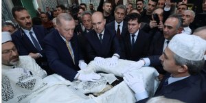 Cumhurbaşkanı Erdoğan Hırka-i Saadet'i ziyaret etti: Destimal töreni'ne katıldı