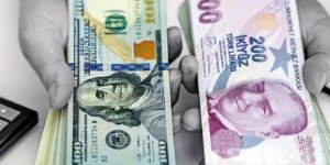 Dolardan TL'ye geçiş hızlandı