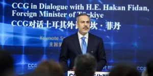 Bakan Fidan, Pekin'de anlattı: Değişen Dünya Düzeninde Türkiye-Çin İlişkileri