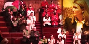 İnsanlar Filistin için sokaklarda