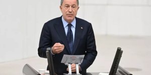 Hulusi Akar sessizliğini bozdu! Mikrofon polemiğine son noktayı koydu