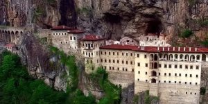 "Sümela Manastırı'ndaki restorasyonda fresk zarar gördü" iddiası yalanlandı