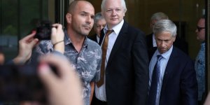 Wikileaks'in kurucusu Assange, casusluk suçunu kabul etti: O artık özgür