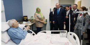 Cumhurbaşkanı Erdoğan Kocaeli Şehir Hastanesi'nde tedavi gören hastaları ziyaret etti