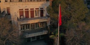 Türk bayrağının göndere çekilmesini heyecanla takip ettiler: Allah, Cumhurbaşkanı Erdoğan'ın ömrünü uzun etsin