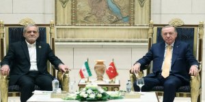 Cumhurbaşkanı Erdoğan, İranlı mevkidaşı Pezeşkiyan ile görüştü