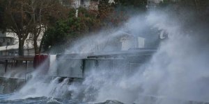 Valilik'ten son dakika uyarısı: Salı günü kuvvetli fırtına bekleniyor