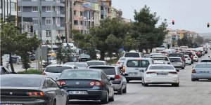 Konya-Ankara kara yolunda bayram trafiği