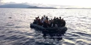 İzmir açıklarında düzensiz göçmenler yakalandı: Aralarında çok sayıda çocuk var