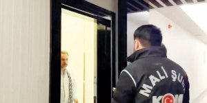 Kapıyı açan başkan yardımcısı Bilgehan Murat Miniç görevden alındı