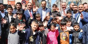 AK Parti İstanbul'dan 2 milyon üyeye kapı kapı ziyaret