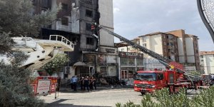 5 katlı binada yangın: Mahsur kalanlar kurtarıldı