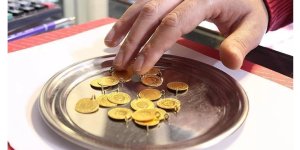 Bugün Cumhuriyet altını, yarım altın, çeyrek altın ve gram altın fiyatları bugün ne kadar, alış satış kaç TL?