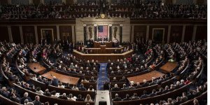 ABD Senatosu, Trump yönetiminin Venezuela'ya askeri müdahalesini sınırlayan tasarıyı reddetti