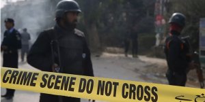 Pakistan'da mahkeme binası yakınlarında intihar saldırısında 12 kişi öldü, 21 kişi yaralandı