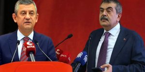 ''Karnelerden Atatürk kaldırıldı'' yalanı... Bakan Tekin'den CHP'ye ''asrın hırsızlığı'' tepkisi