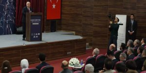 Bakan Güler, Kartal İmam Hatip Lisesi'nde gençlerle bir araya geldi