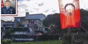 İzmir'e şehit ateşi düştü: Baba ocağına Türk bayrakları asıldı