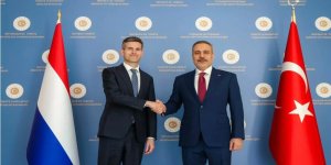 Dışişleri Bakanı Hakan Fidan, Hollanda mevkidaşıyla bakanlıkta görüştü