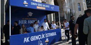 AK Parti İstanbul İl Gençlik Kollarından "Sınav Giriş Belgesi Çıktı Noktası" hizmeti