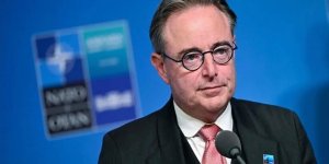 Belçika Başbakanı De Wever: NATO Ankara zirvesi başarılı geçti