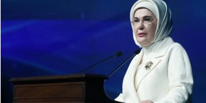 Emine Erdoğan, Srebrenitsa Soykırımı'nda hayatını kaybedenleri andı