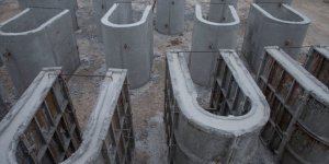 Afrin’de teröristlerin beton fabrikası bulundu