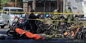 Endonezya’daki bombalı saldırıda 9 kişi öldü