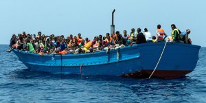 Sığınmacı teknesi battı: 100 kişi kayıp