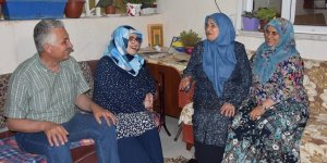 Bakan Dönmez'in ailesinde görev sevinci
