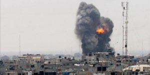 İsrail yine Gazze'ye hava saldırısı düzenledi: 12 yaralı