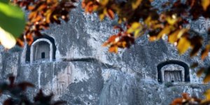 Kral Kaya Mezarları'na ziyaretçi akını