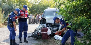 Mersin'de trafik kazası: 2 ölü, 1 yaralı