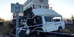 Kayseri'de feci kaza! 2 ölü