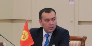 Kırgızistan Başbakan Yardımcısı Cumakadırov trafik kazasında yaşamını yitirdi