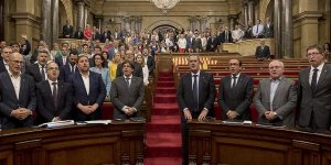 İspanya Anayasa Mahkemesi, Katalan parlamentosunun toplanmasına izin vermedi