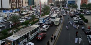 Suudi Arabistan'da kadınlar toplu taşıma araçlarını da kullanabilecek