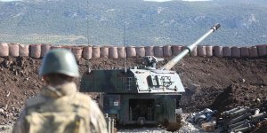 TSK Suriye'de YPG/PKK'lı teröristleri obüslerle vurdu