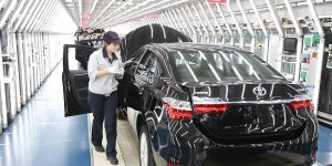 Yüksek talep Toyota'ya üretim ve ihracat rekoru getirdi