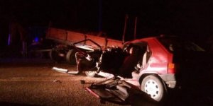 Konya'da otomobil traktörle çarpıştı: 1 ölü, 6 yaralı
