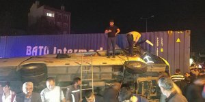 Kocaeli'de trafik kazası: 31 yaralı
