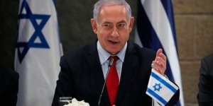 Netanyahu Almanya'nın Mısır'a denizaltı satışını gizlice onaylamış
