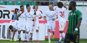 Antalyaspor Akhisarspor'a acımadı!