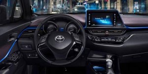 Toyota'dan kendi kendini şarj eden otomobil! 'Toyota Prius PHV'