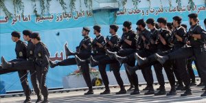 İran'da Devrim Muhafızlarına saldırı: 3 asker hayatını kaybetti