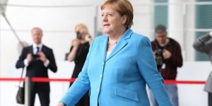 Angela Merkel'den sağlık açıklaması! "Endişe etmeye gerek yok"