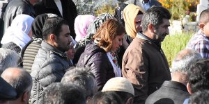 HDP Milletvekili Başaran terörist cenazesine katıldı