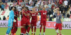 Sivasspor Süper Lig'e iyi başladı