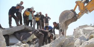 Esed rejimi ve Rusya'nın İdlib'e saldırıları devam ediyor! Ölüler ve yaralılar var...